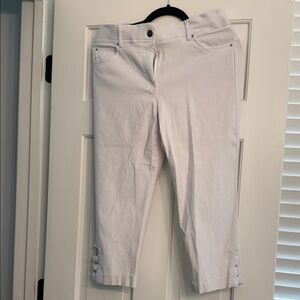 White Cropped Pants